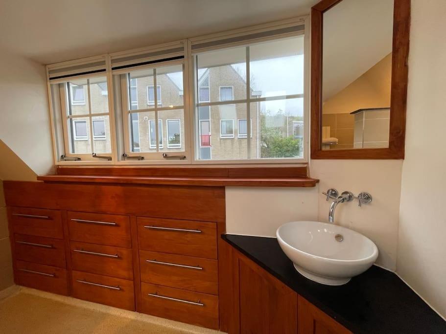 Fisherman'S Cottage - Surf Retreat Wijk aan Zee Kültér fotó